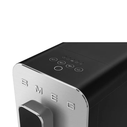 Smeg BCC12BLMEU Kaffeevollautomat Classic - Smeg-Point