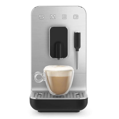 Smeg BCC12BLMEU Kaffeevollautomat Classic - Smeg-Point